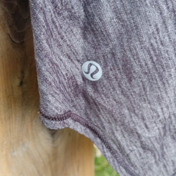 Lululemon Built in Bra Tank Size 4 Cheetah Print Bra - Picture 3 of 4